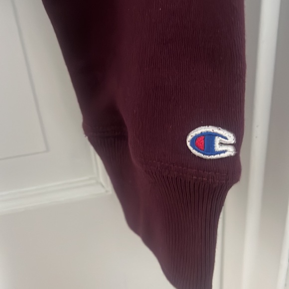 Champion sweatshirt size M never worn - Picture 4 of 4